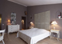 New villa and swimming pool St Tropez